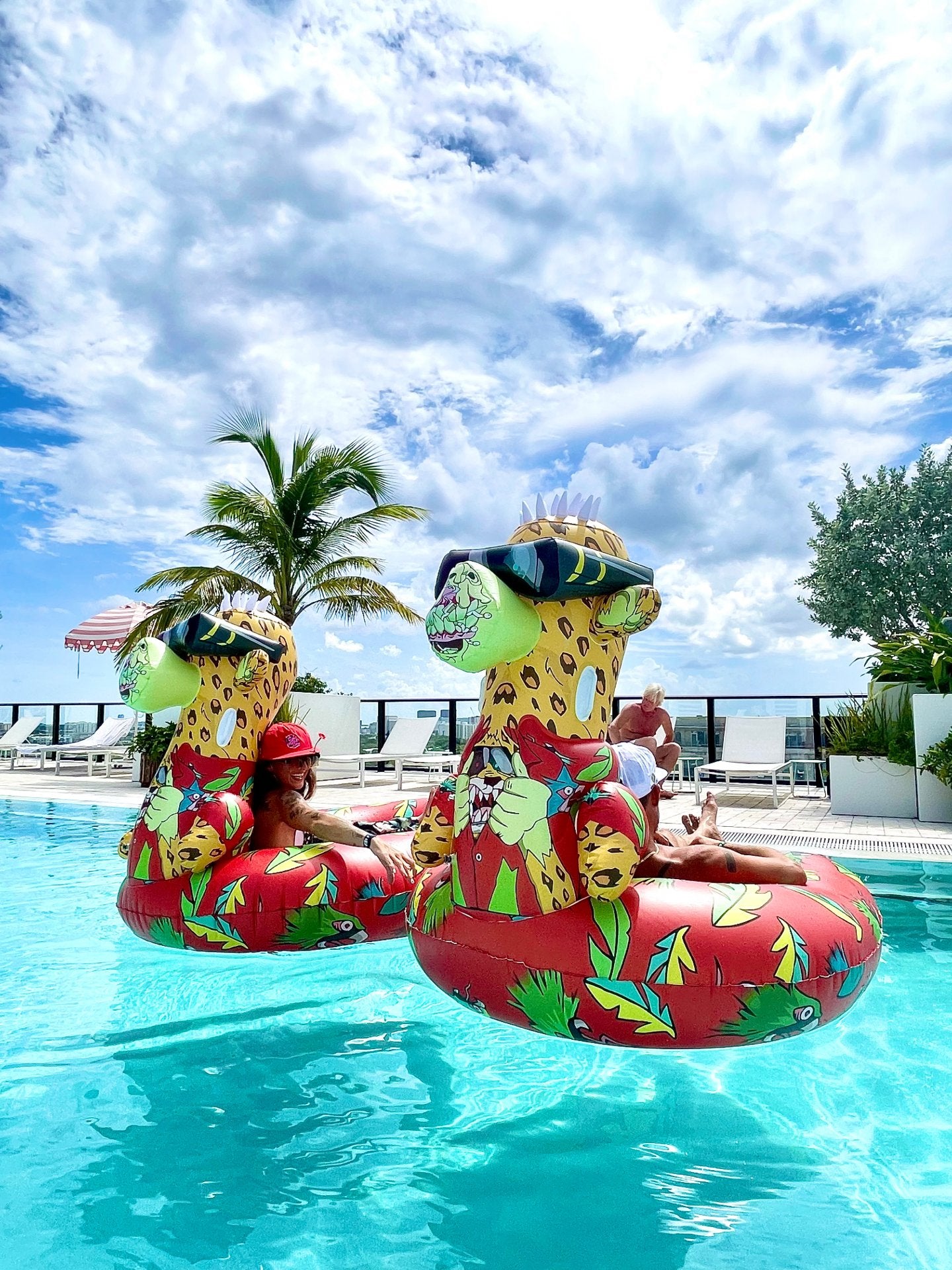 Drop 6: M2 Floatie